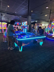 Dave Busters 2025-22